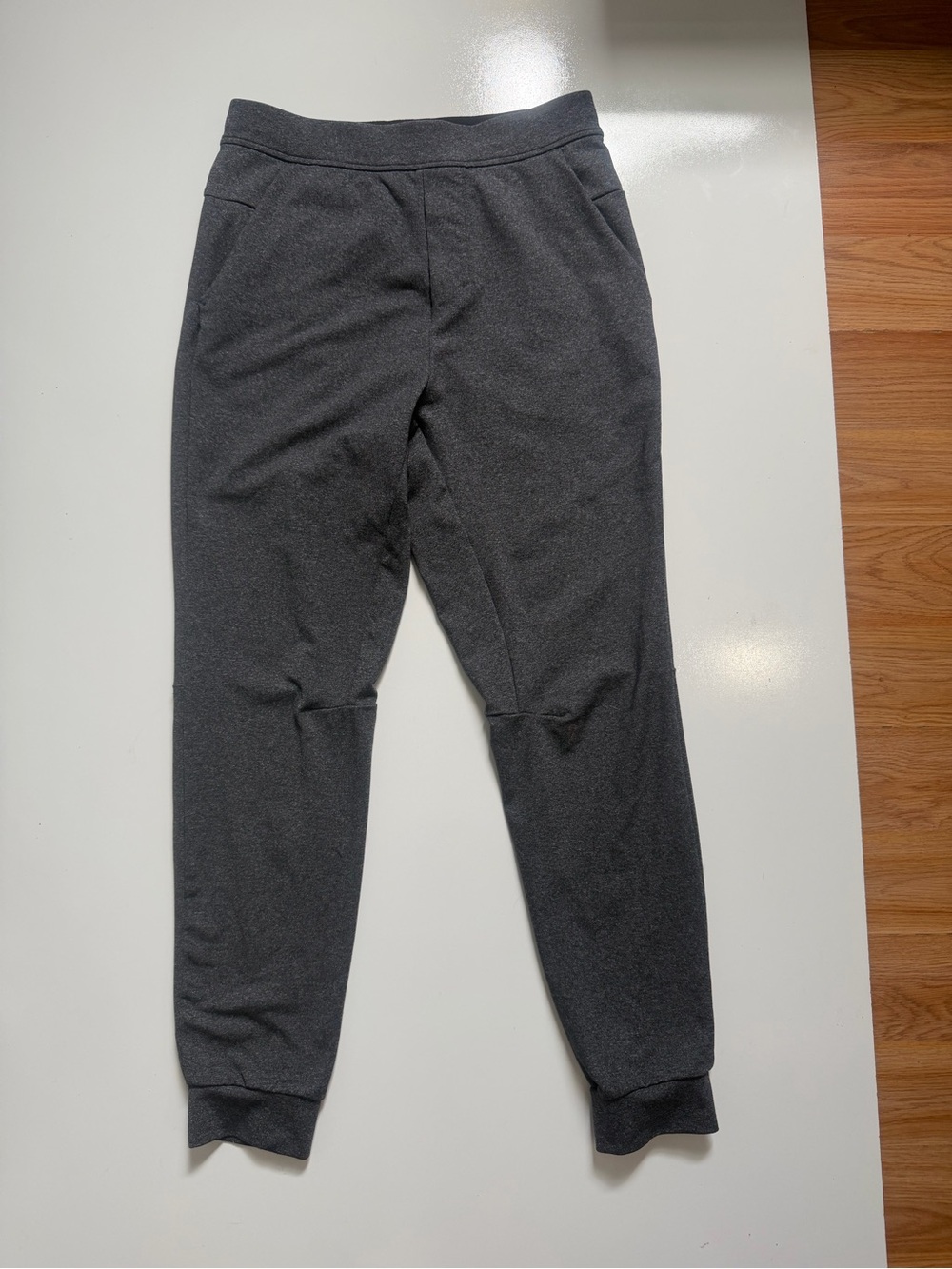 Lululemon Men’s Heathered Gray Jogger Size S Zip Pocket Athletic Pants
